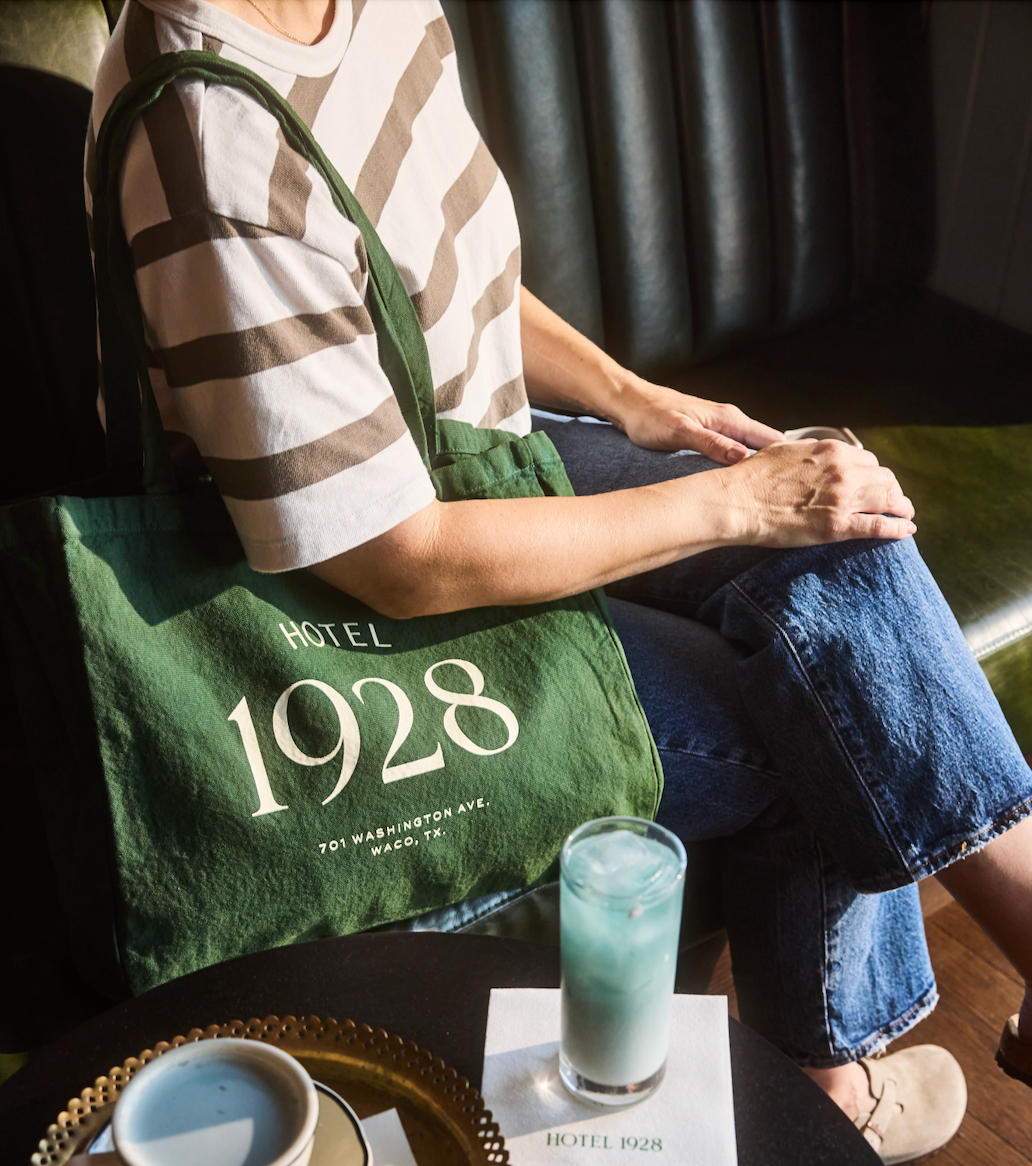 Hotel 1928 Canvas Tote