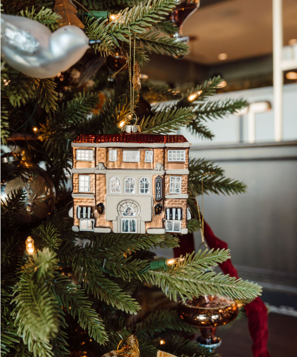 Hotel 1928 Ornament